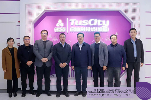 1702953821917731.jpg 1c.jpg